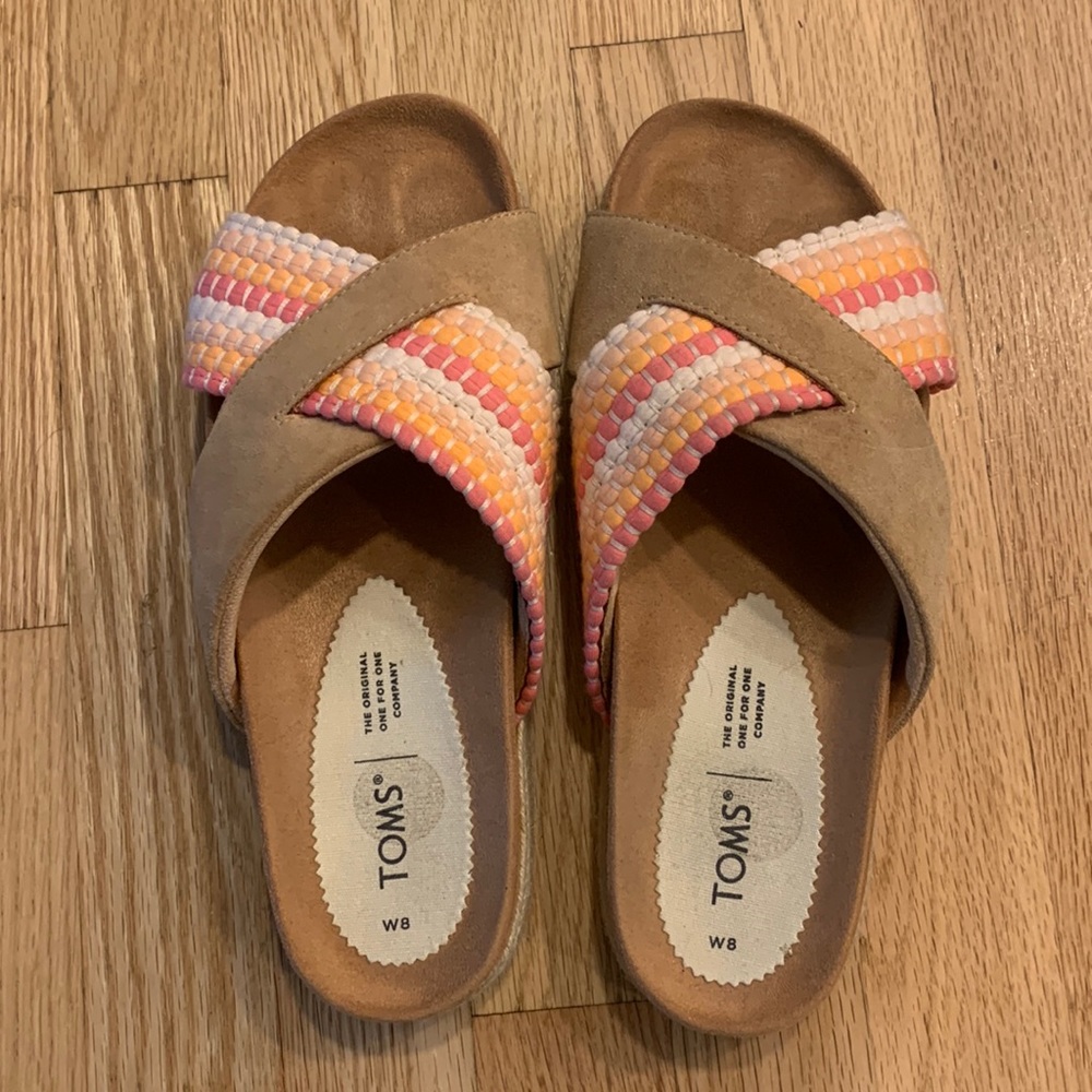 Toms slides